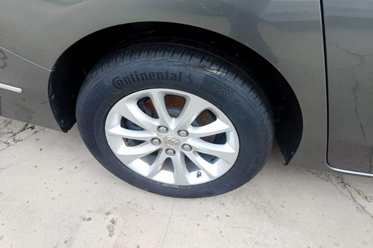 Used Buick GL8 2017 ES 28T Comfort Model China V Standard Right Rear Wheel Hub