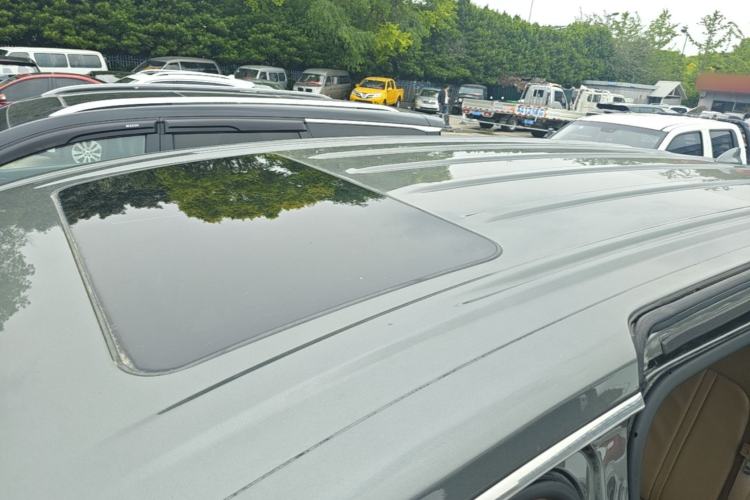 Used Buick GL8 2017 ES 28T Premium Version China V Standard Roof