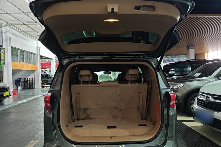 Used Buick GL8 2017 ES 28T Flagship Model China V Standard Trunk