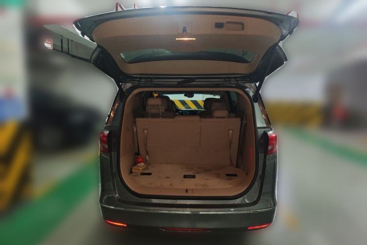 Used Buick GL8 2017 ES 28T Luxury Model China V Standard Trunk