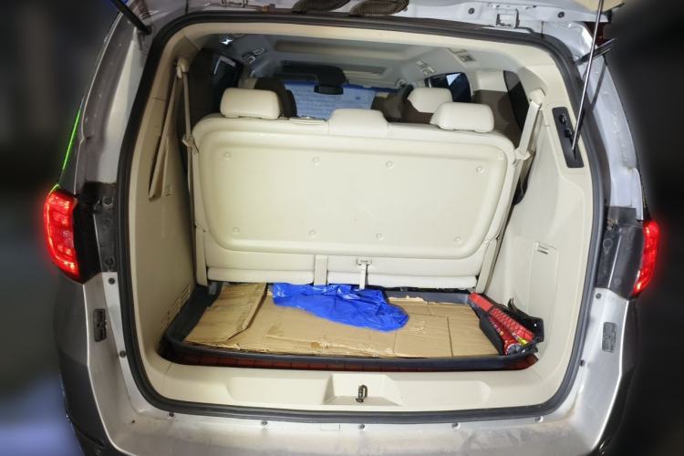 Used Buick GL8 2017 25S Prestige Version China V Standard Trunk