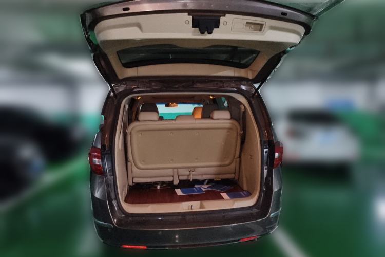 Used Buick GL8 2017 25S Luxury Version China V Standard Trunk