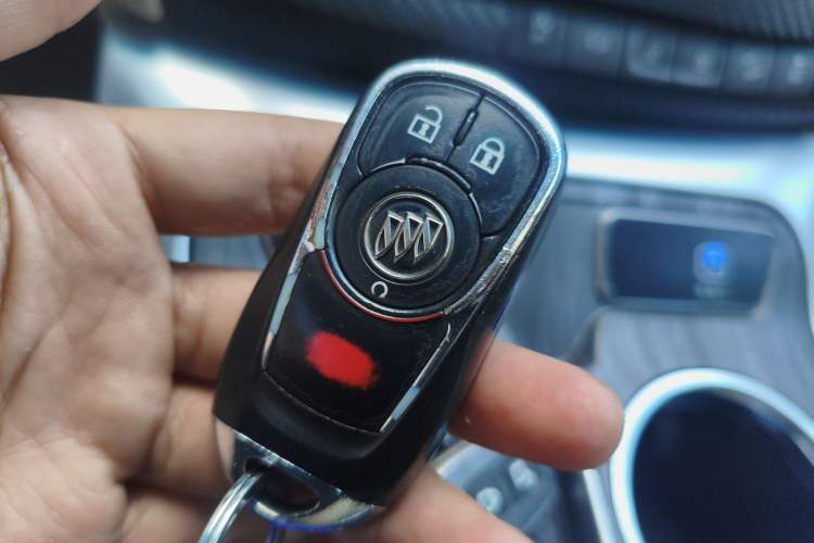 Used Buick GL8 2017 ES 28T Comfort Model China V Standard Vehicle Key