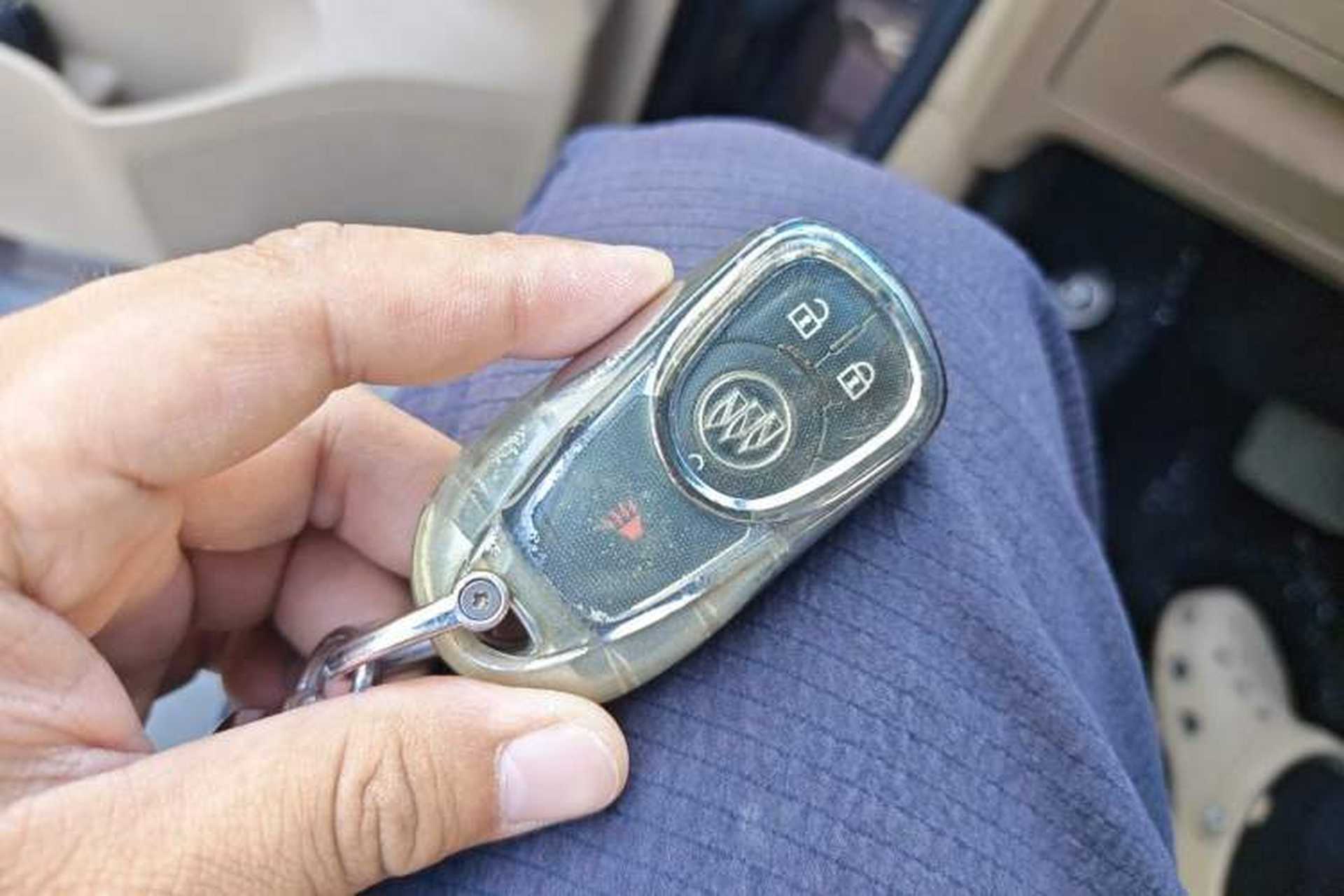 Used Buick GL8 2017 ES 28T Premium Version China V Standard Vehicle Key