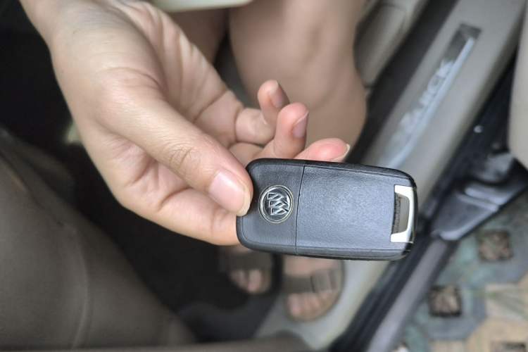 Used Buick GL8 2017 25S Comfort Version China V Standard Vehicle Key