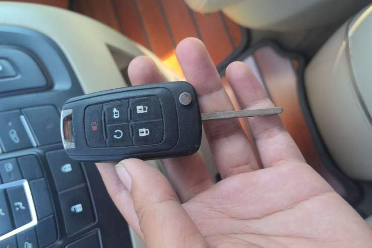 Used Buick GL8 2017 25S Luxury Version China V Standard Vehicle Key