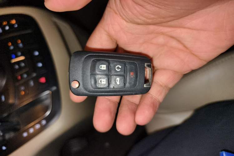 Used Buick GL8 2017 25S Luxury Version China V Standard Vehicle Key