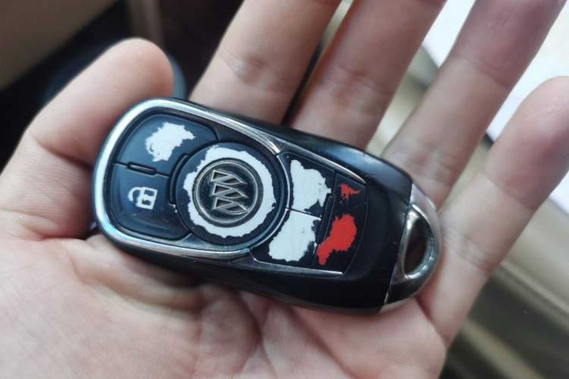Used Buick GL8 2017 ES 28T Luxury Model China V Standard Vehicle Key
