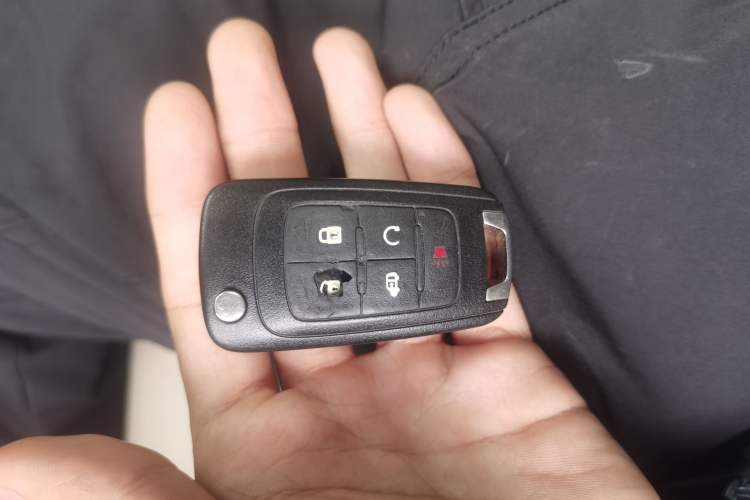 Used Buick GL8 2017 25S Luxury Version China V Standard Vehicle Key
