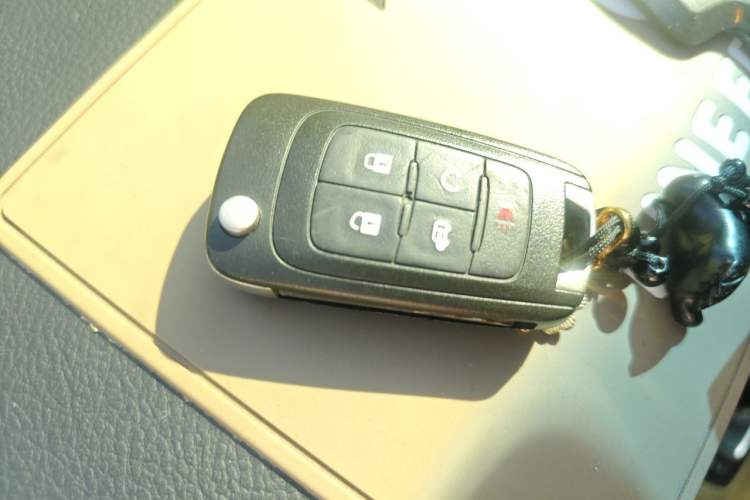Used Buick GL8 2017 25S Prestige Version China V Standard Vehicle Key