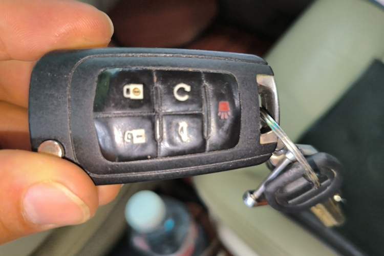 Used Buick GL8 2017 25S Luxury Version China V Standard Vehicle Key