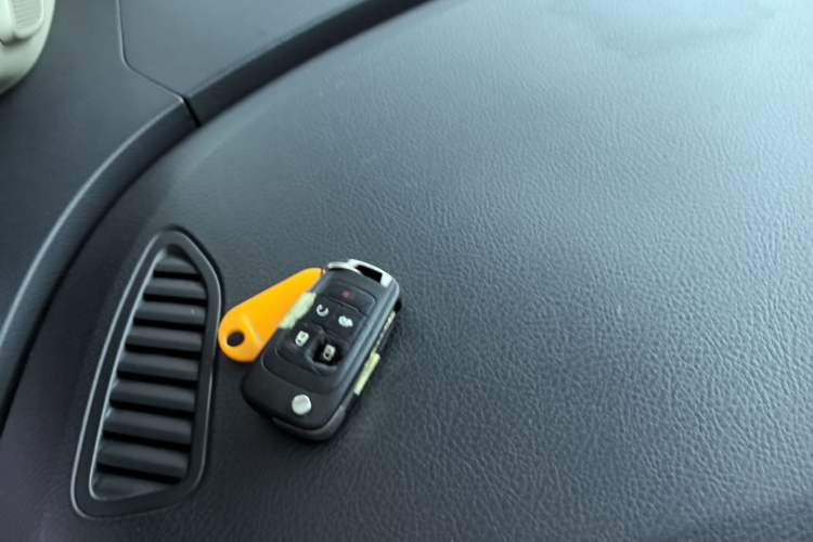 Used Buick GL8 2017 25S Prestige Version China V Standard Vehicle Key