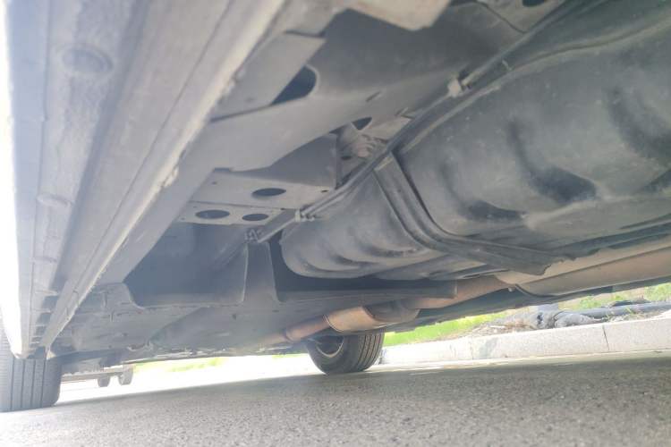 Used Buick GL8 2017 ES 28T Flagship Model China V Standard Chassis Rear Left