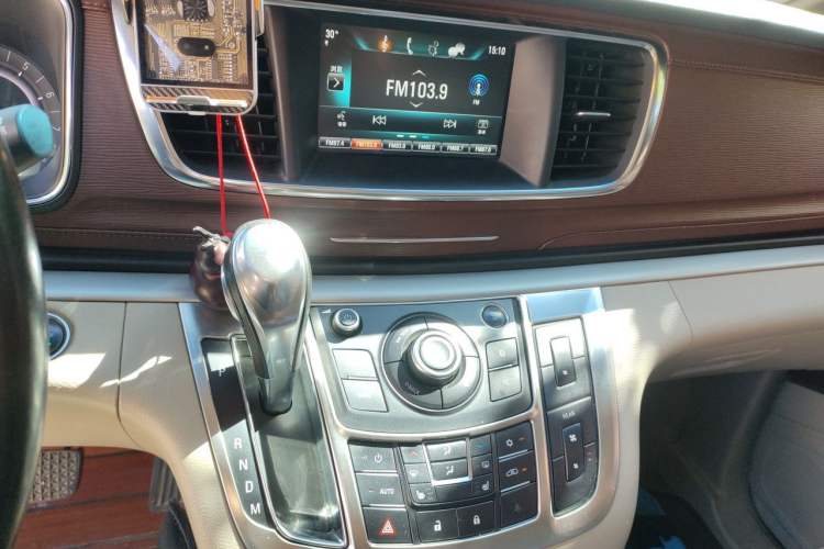Used Buick GL8 2017 25S Prestige Version China V Standard Audio And AC Panel
