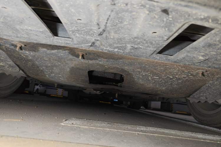 Used Buick GL8 2017 28T Avenir Avia National Emission Standard V Chassis Front