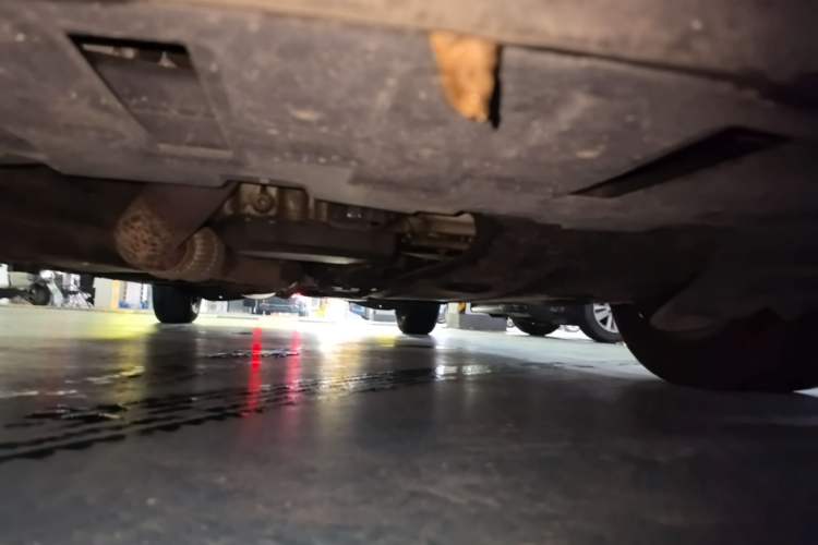 Used Buick GL8 2017 ES 28T Flagship Model China V Standard Chassis Front