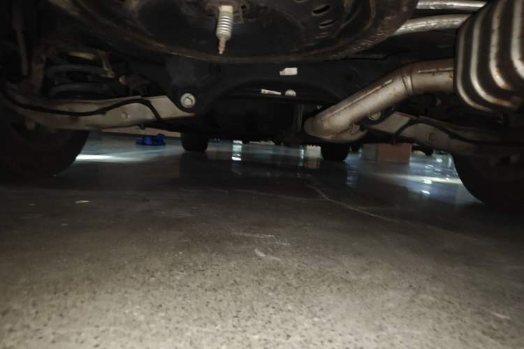 Used Buick GL8 2017 28T Avenir Avia National Emission Standard V Chassis Rear