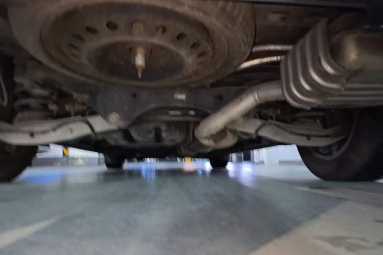 Used Buick GL8 2017 ES 28T Flagship Model China V Standard Chassis Rear