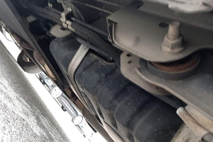 Used Buick GL8 2017 25S Prestige Version China V Standard Chassis Rear Left