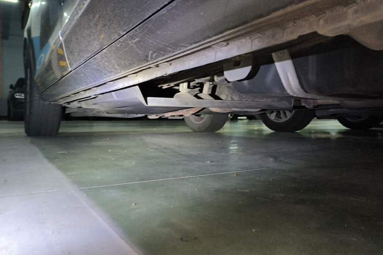 Used Buick GL8 2017 25S Luxury Version China V Standard Chassis Rear Left