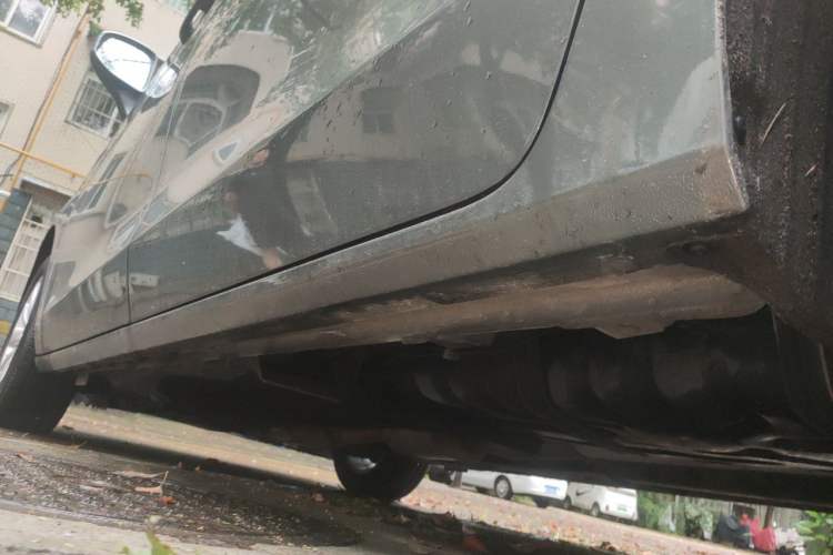 Used Buick GL8 2017 ES 28T Comfort Model China V Standard Chassis Rear Left