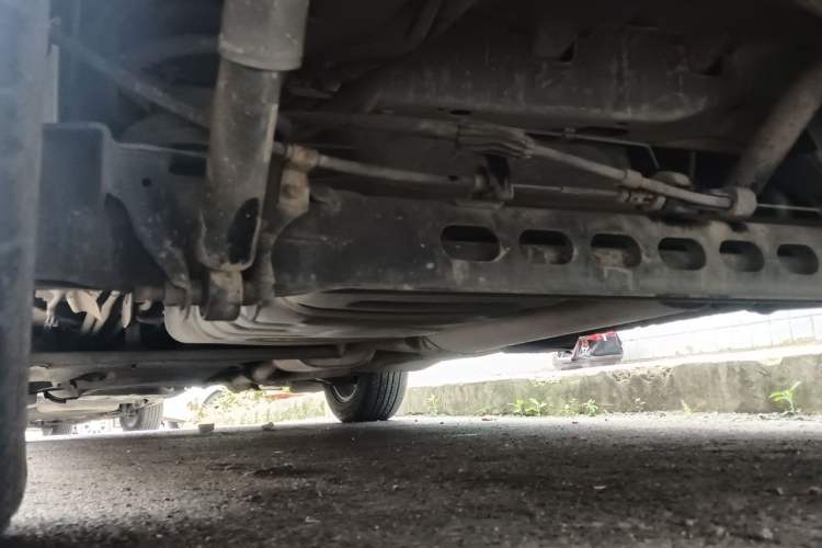 Used Buick GL8 2017 25S Luxury Version China V Standard Chassis Rear Left
