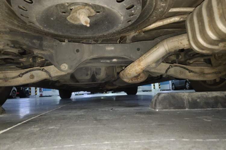 Used Buick GL8 2017 ES 28T Flagship Model China V Standard Chassis Rear