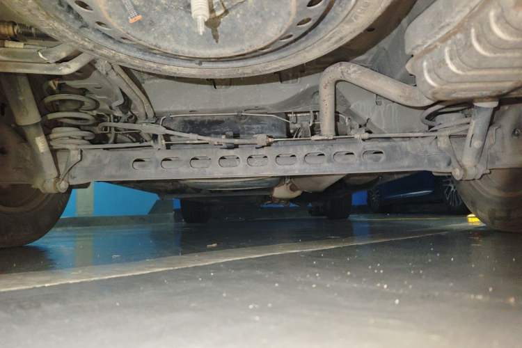 Used Buick GL8 2017 25S Luxury Version China V Standard Chassis Rear
