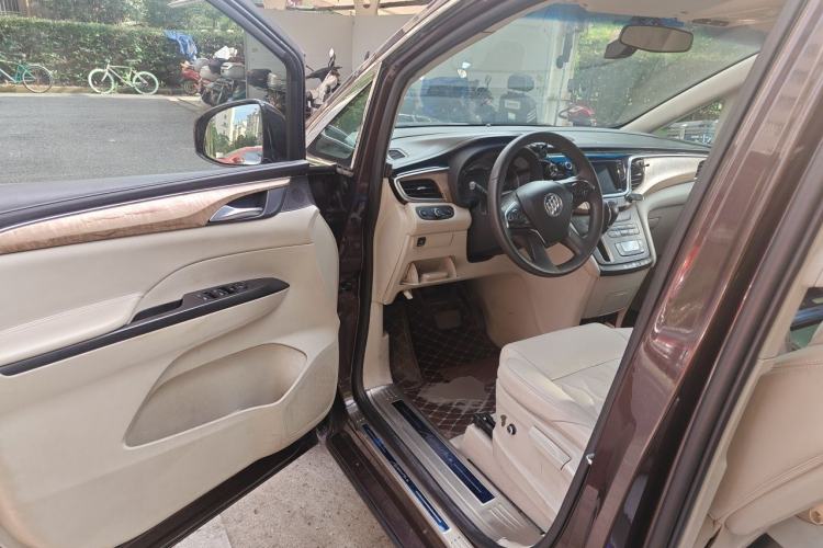 Used Buick GL8 2017 ES 28T Luxury Model China V Standard Driver Seat