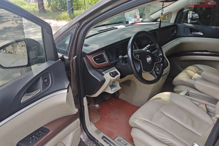 Used Buick GL8 2017 25S Prestige Version China V Standard Driver Seat