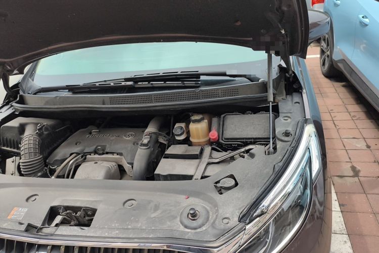 Used Buick GL8 2017 ES 28T Luxury Model China V Standard Engine Bay Left