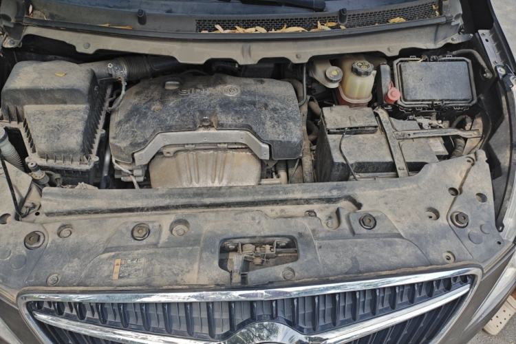 Used Buick GL8 2017 25S Prestige Version China V Standard Engine Bay