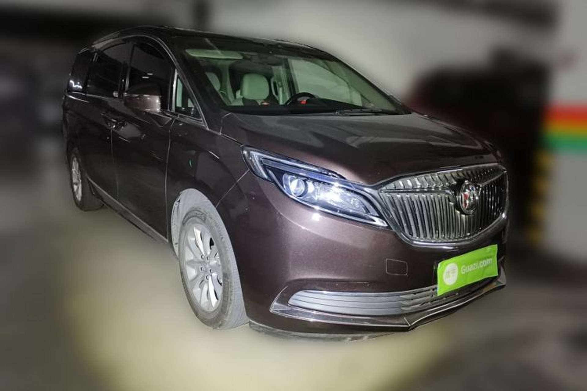 Used Buick GL8 2017 ES 28T Comfort Model China V Standard Front Right 45 Deg