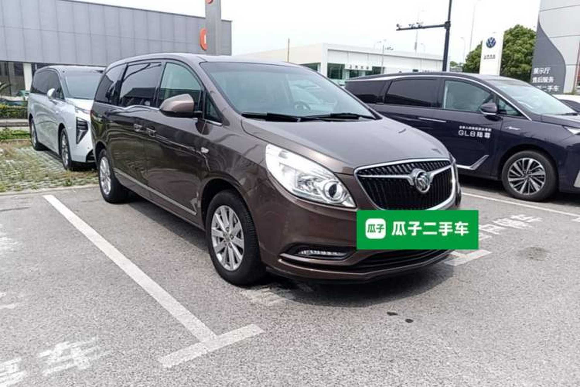 Used Buick GL8 2017 25S Prestige Version China V Standard Front Right 45 Deg