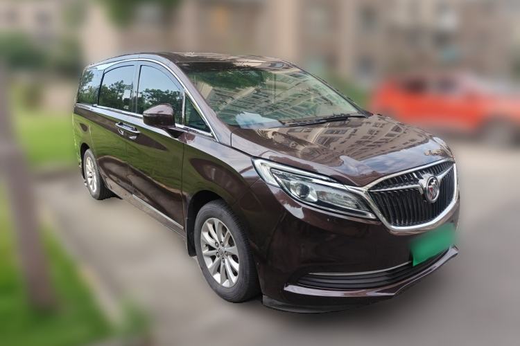 Used Buick GL8 2017 ES 28T Luxury Model China V Standard Front Right 45 Deg