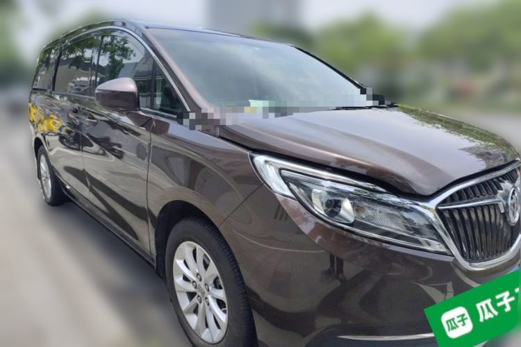 Used Buick GL8 2017 ES 28T Comfort Model China V Standard Front Right 45 Deg