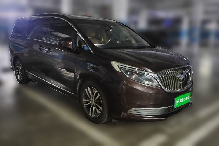Used Buick GL8 2017 ES 28T Flagship Model China V Standard Front Right 45 Deg