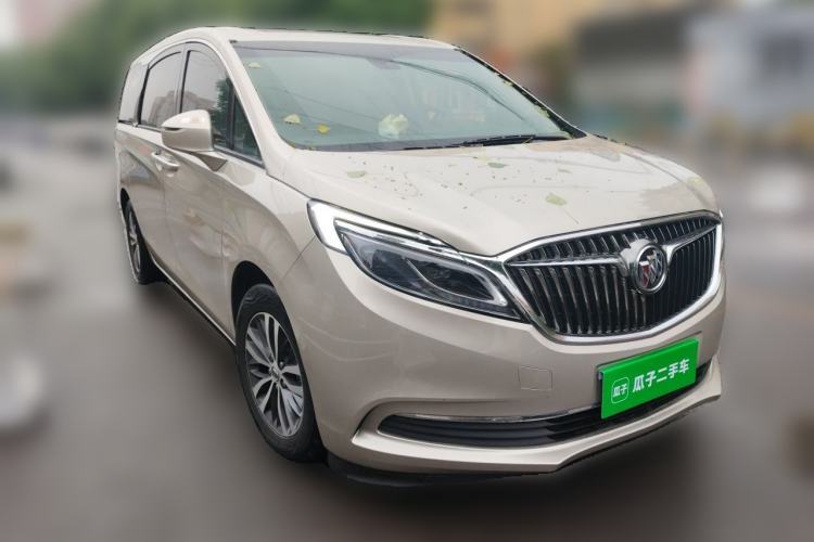 Used Buick GL8 2017 ES 28T Luxury Model China V Standard Front Right 45 Deg