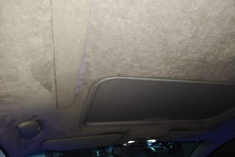 Used Buick GL8 2017 28T Avenir Avia National Emission Standard V Headliner