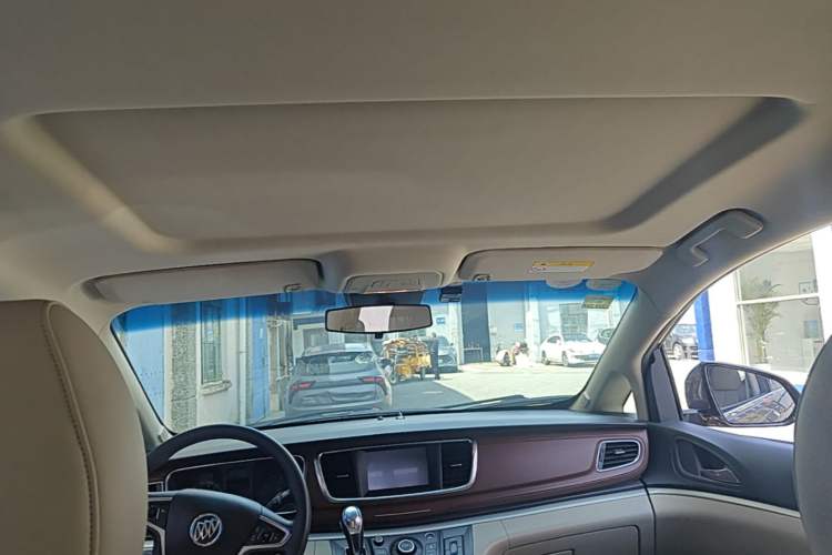 Used Buick GL8 2017 25S Comfort Version China V Standard Headliner