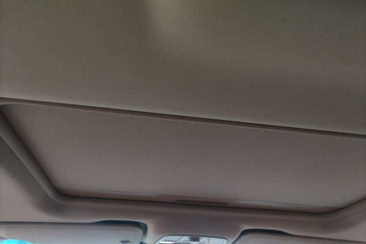 Used Buick GL8 2017 ES 28T Luxury Model China V Standard Headliner