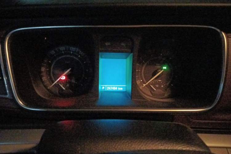 Used Buick GL8 2017 25S Luxury Version China V Standard Instrument Cluster