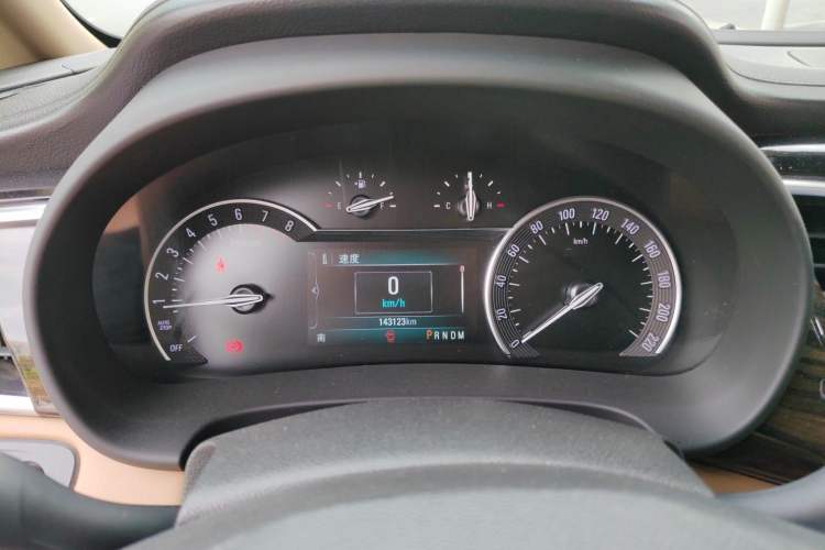 Used Buick GL8 2017 ES 28T Flagship Model China V Standard Instrument Cluster