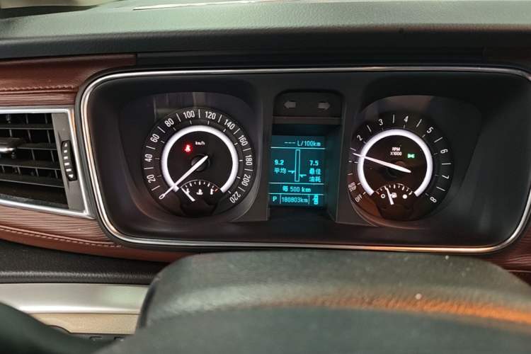 Used Buick GL8 2017 25S Luxury Version China V Standard Instrument Cluster