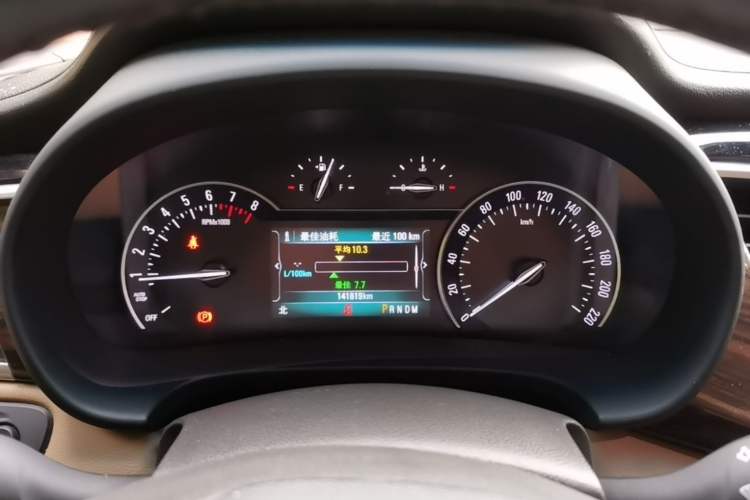 Used Buick GL8 2017 ES 28T Luxury Model China V Standard Instrument Cluster