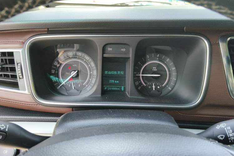 Used Buick GL8 2017 25S Prestige Version China V Standard Instrument Cluster