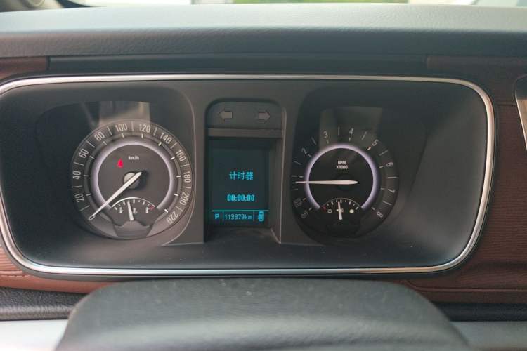 Used Buick GL8 2017 25S Luxury Version China V Standard Instrument Cluster