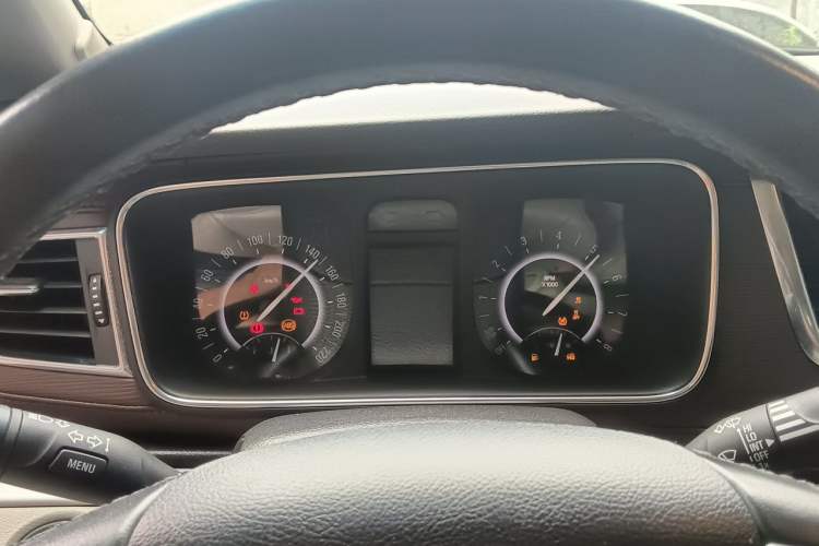 Used Buick GL8 2017 25S Luxury Version China V Standard Instrument Cluster