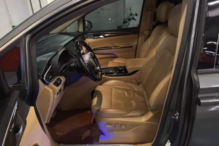 Used Buick GL8 2017 ES 28T Flagship Model China V Standard Left Front Seat