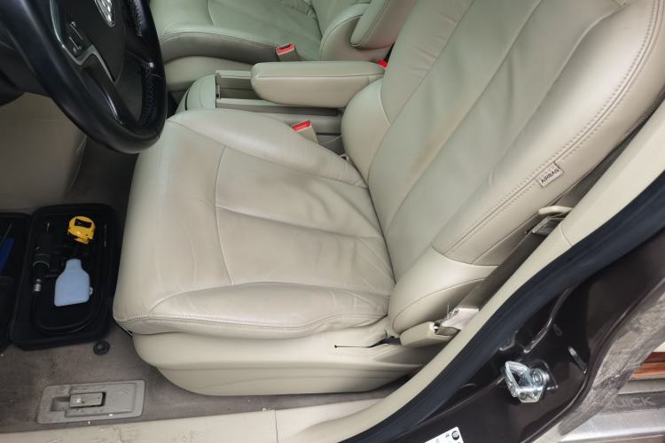 Used Buick GL8 2017 25S Luxury Version China V Standard Left Front Seat